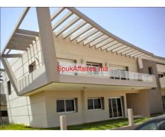 joli appartement dans une residence baleaire