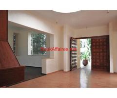 Villa 400 m² dans jardin de 4000 m², Labissa Bouskoura