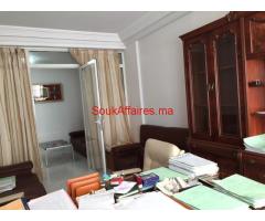 Location d'un Appt.très joli pour Bureau