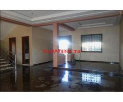 Belle villa à louer vide de 6 ch à Targa