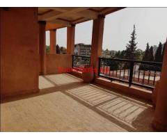 rand appartement 175 M² à louer-Camp Al Ghoul