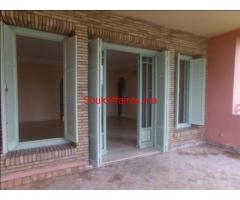 Spacieux appart avec belle terrasse Hivernage