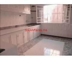 Spacieux étage villa vide de 3ch à Arest Sbai