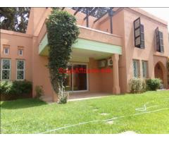 à louer belle villa vide de 5 ch à Targa