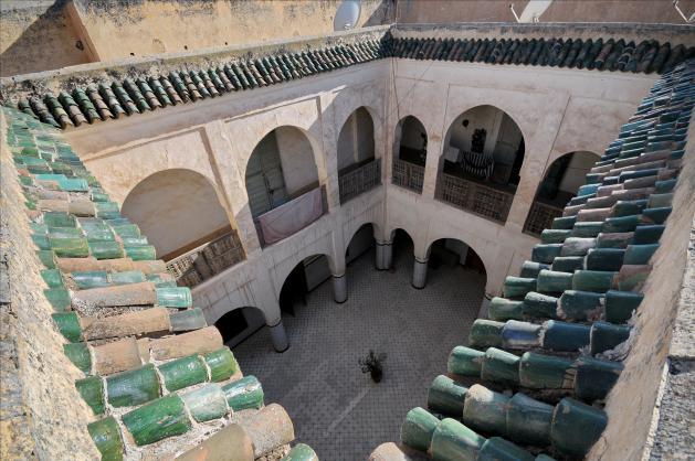 CHARMANT RIAD TRADITIONNEL EST A RENOVER