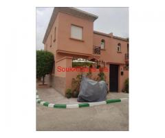 locationjoli petite Villa en deux façade 140 M