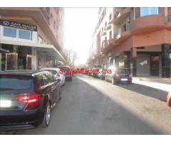 Magasin en location  De 182 M² de sol et 85 M