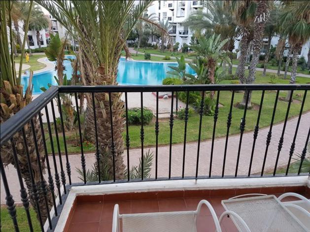 appartement a agadir vue sur piscine