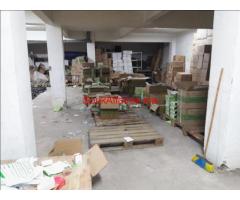 magasin de 400m2 ain borja