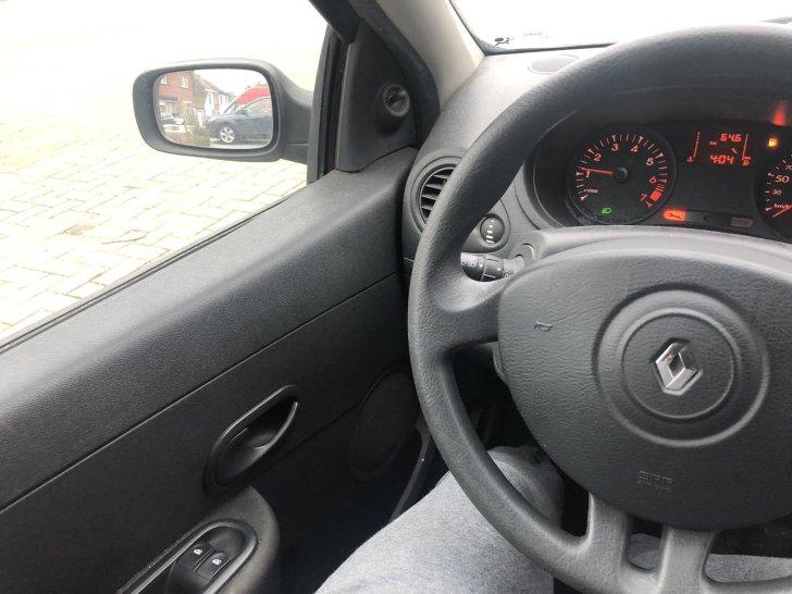 Renault clio 12i 16cv