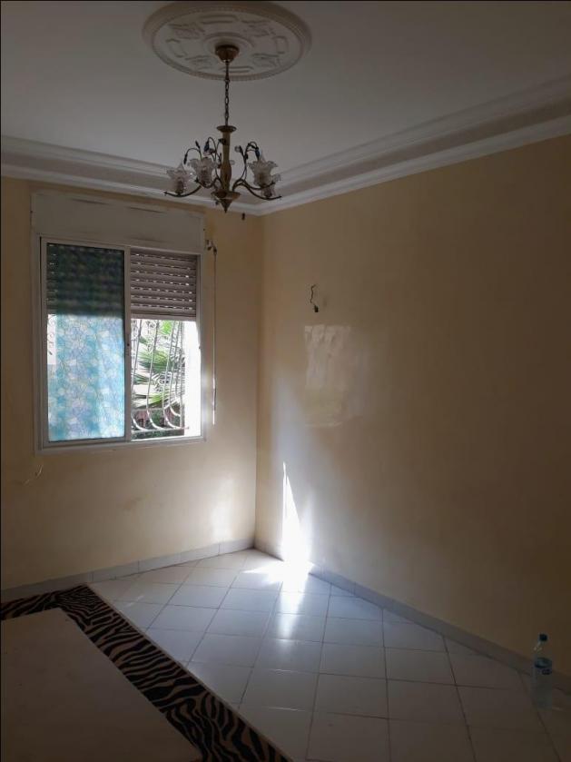 Appartement a louer vide  a Res al mostakbal sidi maarouf