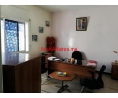 Bureau de 16m2 Derb omaar