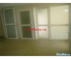 location 2 Magasins et Appartement a sale al jadida