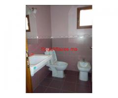 Spacieux étage villa 200m 5 pièces à Targa